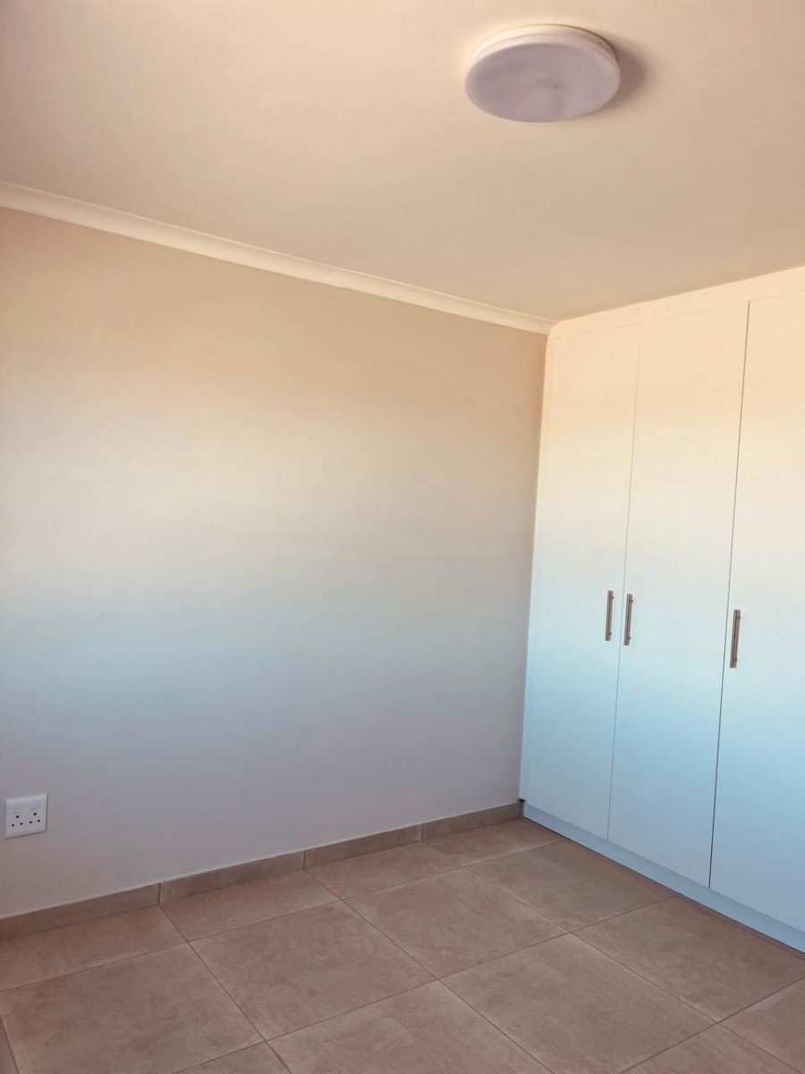 3 Bedroom Property for Sale in Hoogland Western Cape